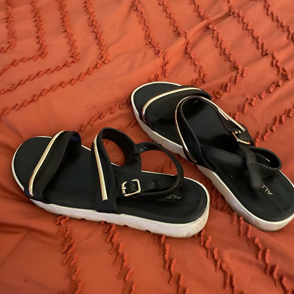 Sandals with style and comfort